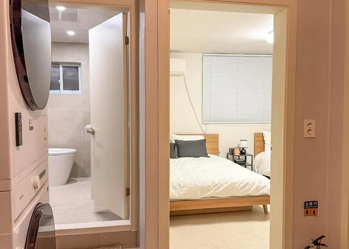 A House With Two Cozy Located In Sinchon, Yonsei Hongdae Appartement *